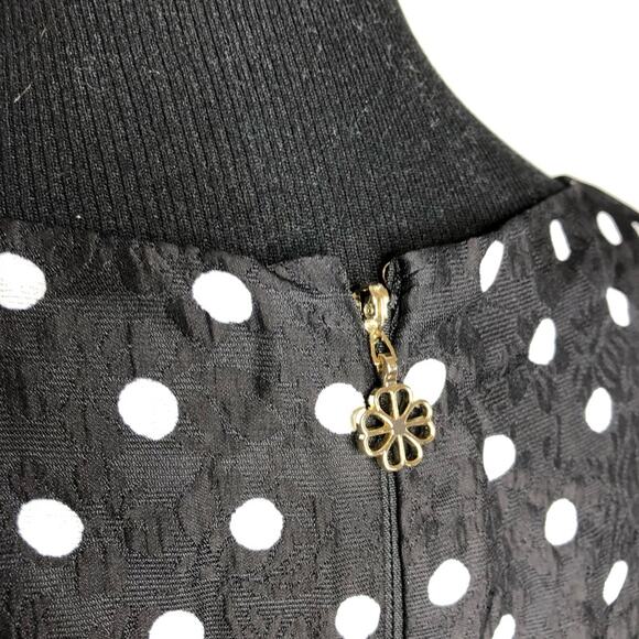 Kate Spade black white polka dot silk blend v neck top size 8 - Picture 13 of 14